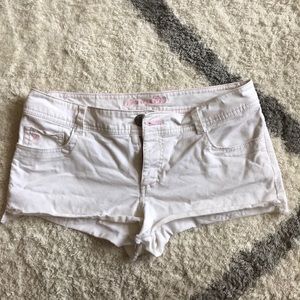 White American eagle shorts